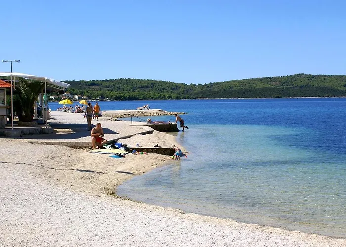 Apartments With Parking Space Trogir - 9455 Apartment Trogir