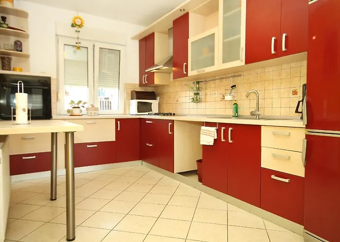 Apartments With Parking Space Trogir - 9455 Apartment Trogir